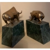 Image 2 : Brass Bull & Bear Set in Black Marble 8T Wildlife 