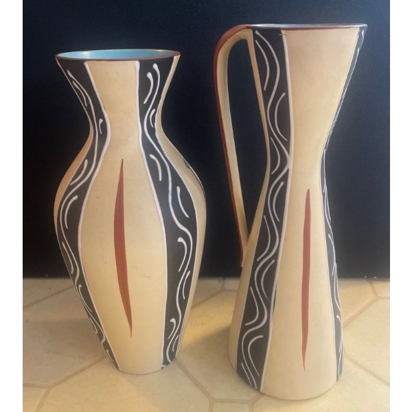 Tribal Jug w/ Urn 10T Handle is Cracked But Its Been Repaired 