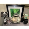 Image 2 : Bundle of Bathroom Decor  Double Hair Dryer, Soap Holder & More