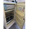 Image 2 : Vintage General Electric Space Maker Deluxe Fridge 31 w, 30 d, 56 h