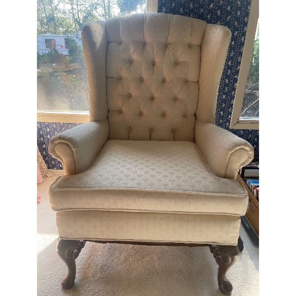 White Pleated Parlor Armchairs 31W x 34D x 41T