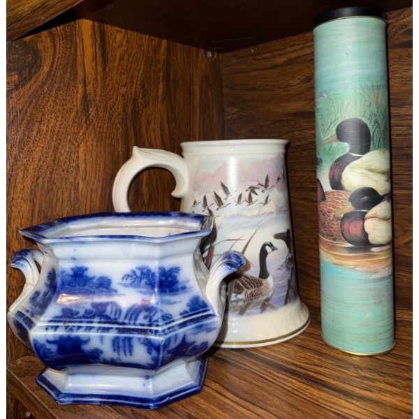 The Canada Goose Franklin Mint Large Mug/Stein & Glassware