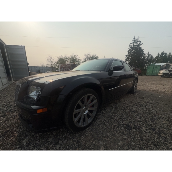 2009 Chrysler 300 SRT-8 Sedan, HEMI, 13,565 km, Clean History