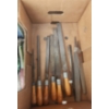 Image 5 : Hand Tools Lot: Saws, Level, Hammer, Screwdrivers, Files