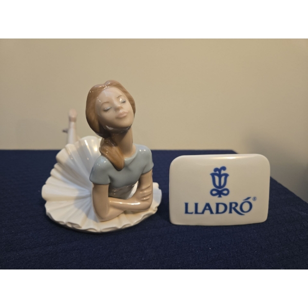 LLADRO 'Heather' Ballerina 1978 Porcelain Figure  #1359 (10W, 5D, 5T) & Porcelain Sign (4W, 2D, 3T)