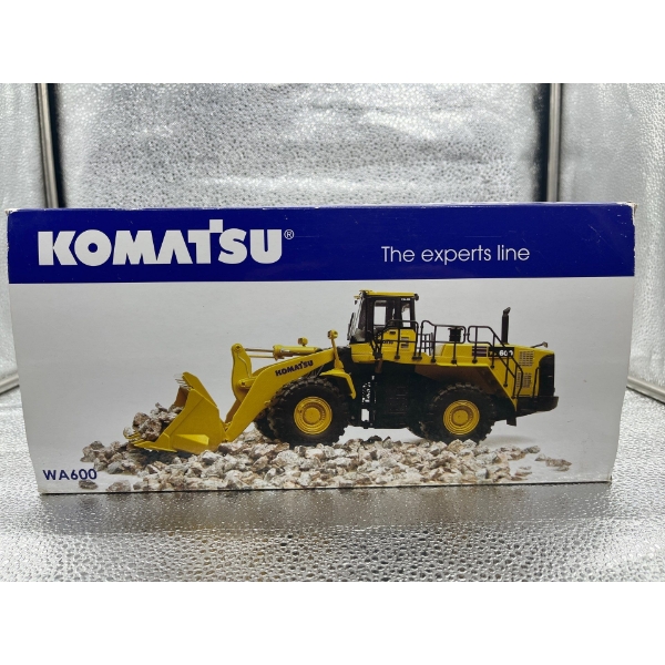 Komatsu WA600 Wheeled Loader 1:50 Scale Die-Cast - Beck Auctions Inc.