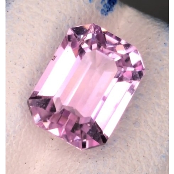 4.75 ct Certified Pink Kunzite Gemstone ($2,100 Appraisal)