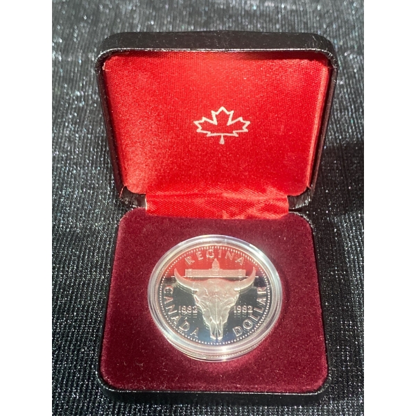 1982 Regina Canadian Dollar Coin 50% Silver 23.33 Grams