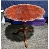 Image 1 : Hardwood Pie Crust Tilt Top Table