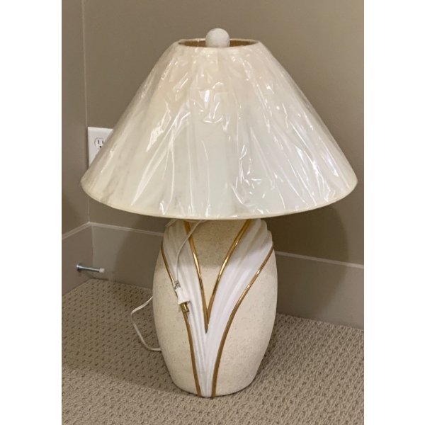 Decorative Lamp w/ Gold Embellishment 28T 