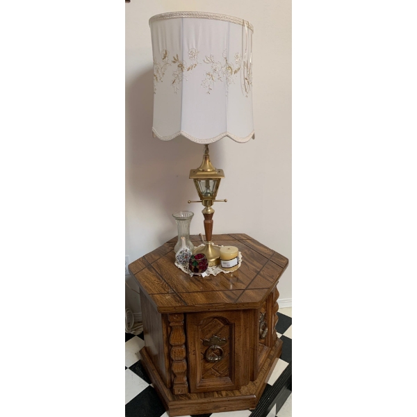 Vintage Hexagonal End Table 24x20 w/ Brass Lamp - Contents Included