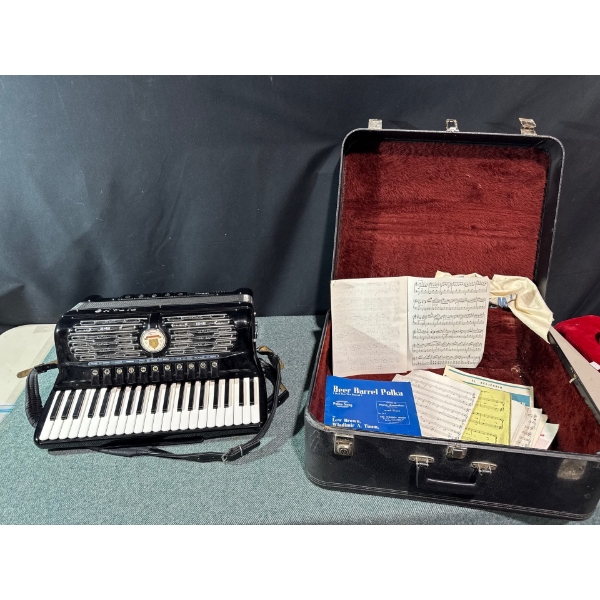 Titano Piano Accordion