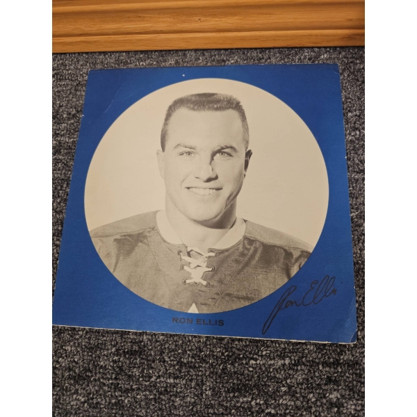 Vintage Toronto Maple Leafs and Hockey Memorabilia