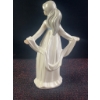 Image 10 : 3 Tengra Hand Made in Spain Porcelain Lady Figurines