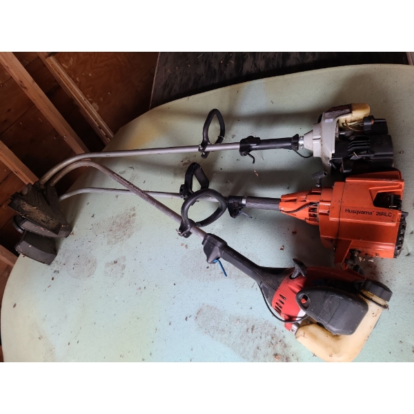 Gas Weed Wackers- Ryobi 31cc 700 R, Husqvarna 26 RLC, Homelite d630 cd
