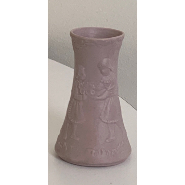 LLADRO Spain Small Porcelain Vase - 3T 