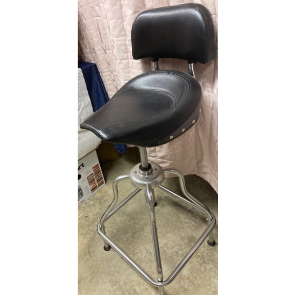 Vintage Ergonomic Split Style Saddle Stool 41T That Rotates, Swivels & Rolls