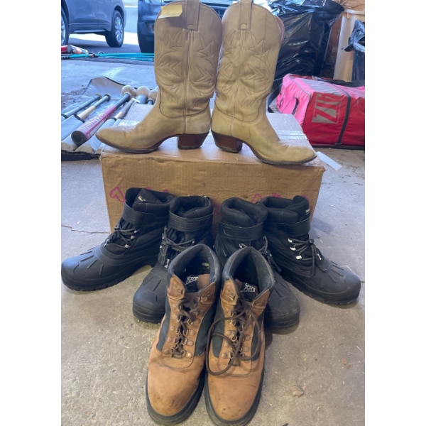 Four Pairs Of Mens Boots  Steel Toed Thinsulate Black Short Boot & Creme Colored Cowboy Boots size11