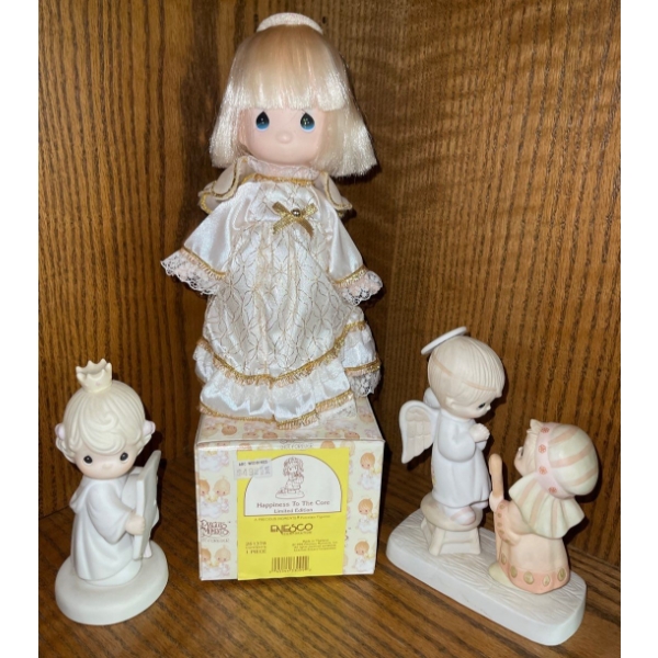 New Precious Moments Collectables - Doll 2 Figurines & 1 Unopened Box 9T