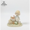 Image 2 : 6 Precious Moments figurines Different Size 