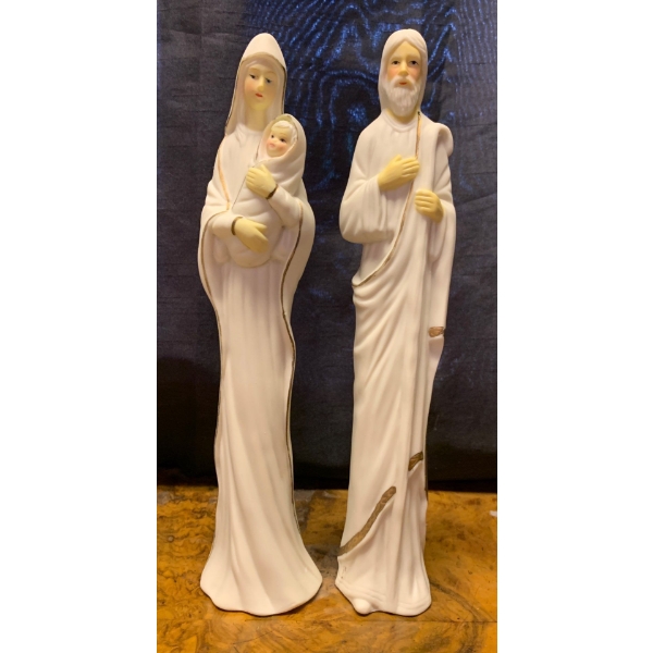 Silent Night White Joseph & Mary w/ Jesus Nativity Figurines - 8T 
