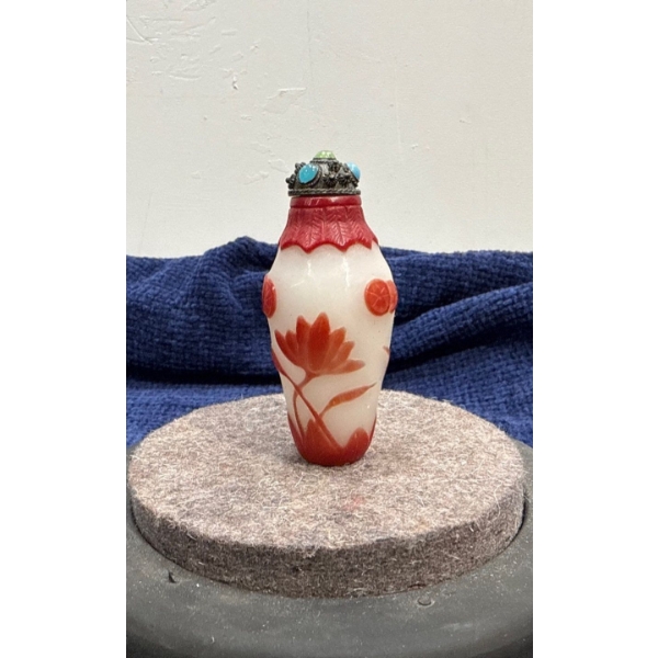 Red Plants Snuff Bottle 3H