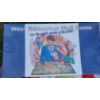 Image 3 : Picnic Activity Pack - Waterproof Outdoor Blanket w/ Assorted Children's Activities Books Blocks & m
