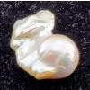 Image 1 : Pearl (36.2 ct, 31×20×14.5 mm Baroque)