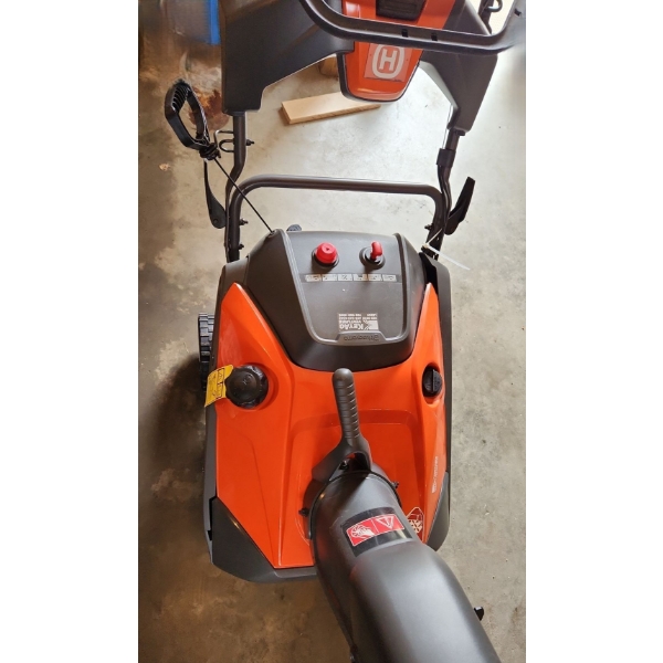Husquvarna Snowblower Model ST131