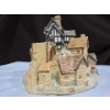 Image 4 : Hand Carving 'The Village' By David Winter 