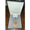 Image 1 : Vintage US Military Achievement Medal w/Case