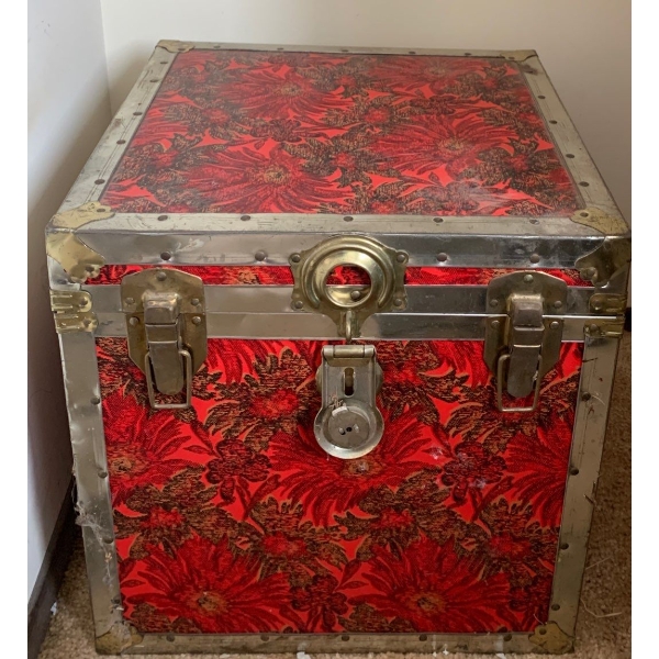 Antique Cube Trunk 18x18x18