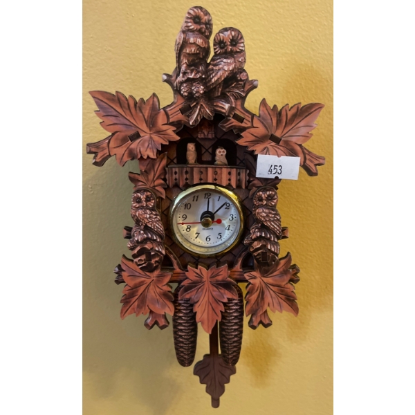 HOMSFOU Wooden Retro Decor Cuckoo Clock 10T