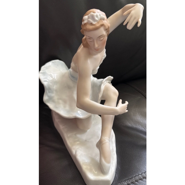 Rosenthal Germany Porcelain Figurine 'Daisy Spies' Ballerina Figure, 8L, 8T 