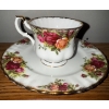 Image 6 : Vintage Royal Albert Old Country Roses Fine Bone China Collection - Tea Pots & More