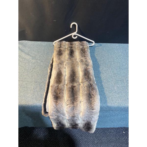 Very Soft Seal Skin Shall 