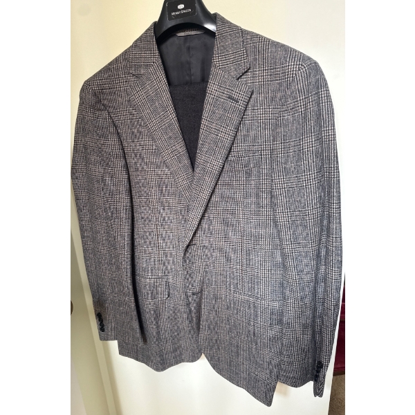 Canali Men's Wool and Cashmere Blend Sport Coat in Prince of Wales Check