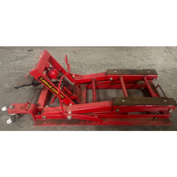 Big Red Motorcycle/ ATV Rack  1500 Max Capacity