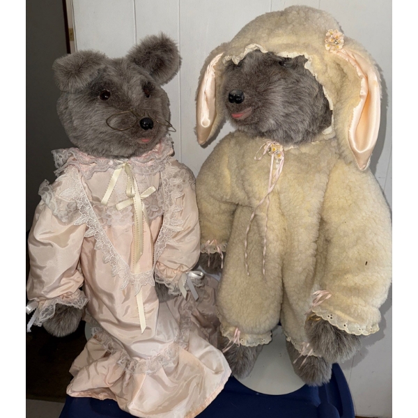 2 3ft Tall Tilley Collectable Plush Mice In Pajamas 