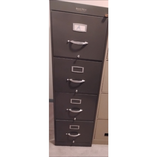 Browne Moorse 4 Drawer Filing Cabinet 15x28x52