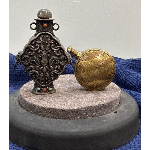Pair of Decorative Metal Snuff Bottles with Spoons 3.5H & 2.5H 