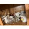 Image 10 : Treasure Hunters . All contents of kitchen selling all together . Crystal China Pyrex, Vintage glass