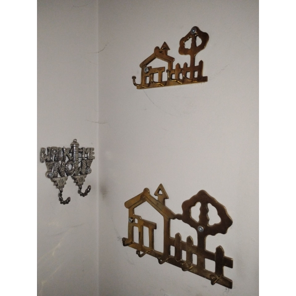 Key Holders Brass - Bring Tools To Remove