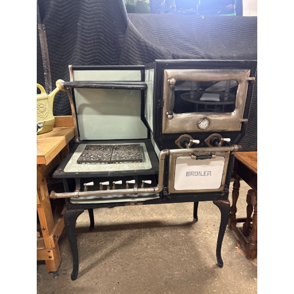 1922 Jewel Oven and Broiler by Clare Bros and Co., Preston, Ontario