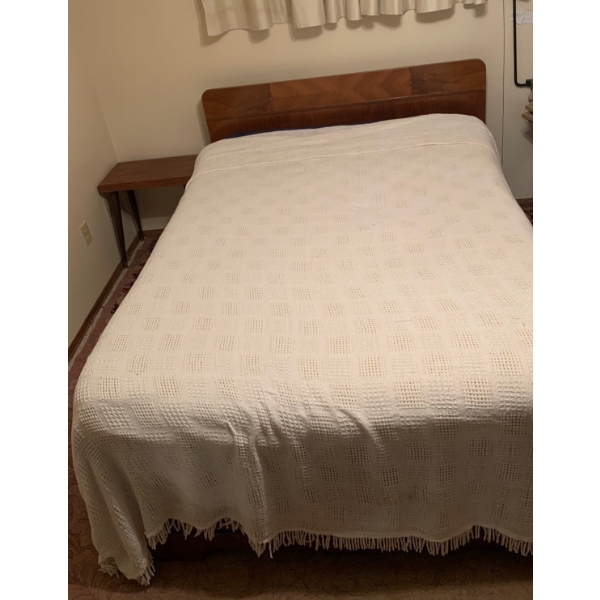 Queen Vintage Bed Bundle - Frame Headboard Mattress BS Linens & Mid Century Side Table 