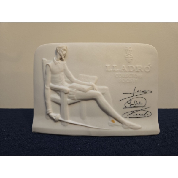LLADRO 1985 Collectors Society Signed Shell Plaque -  6W, 2D, 5T 