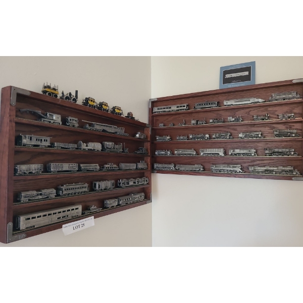 Franklin Mint Pair of Miniature Replica Trains in Display Shoves  21 w, 12 h