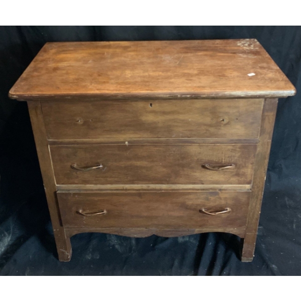 Vintage Dresser (Top Knobs Missing) - 34W, 17D, 32T 