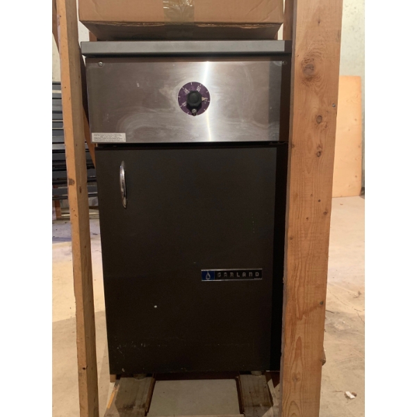  Gas Deep Fryer, Commercial- Made by Garland. Model 35-280. Heavy Buyer Responsible for Moving. 