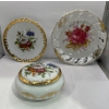 Image 1 : 3 Pieces of China, 2 having 22k Gold Leaf
